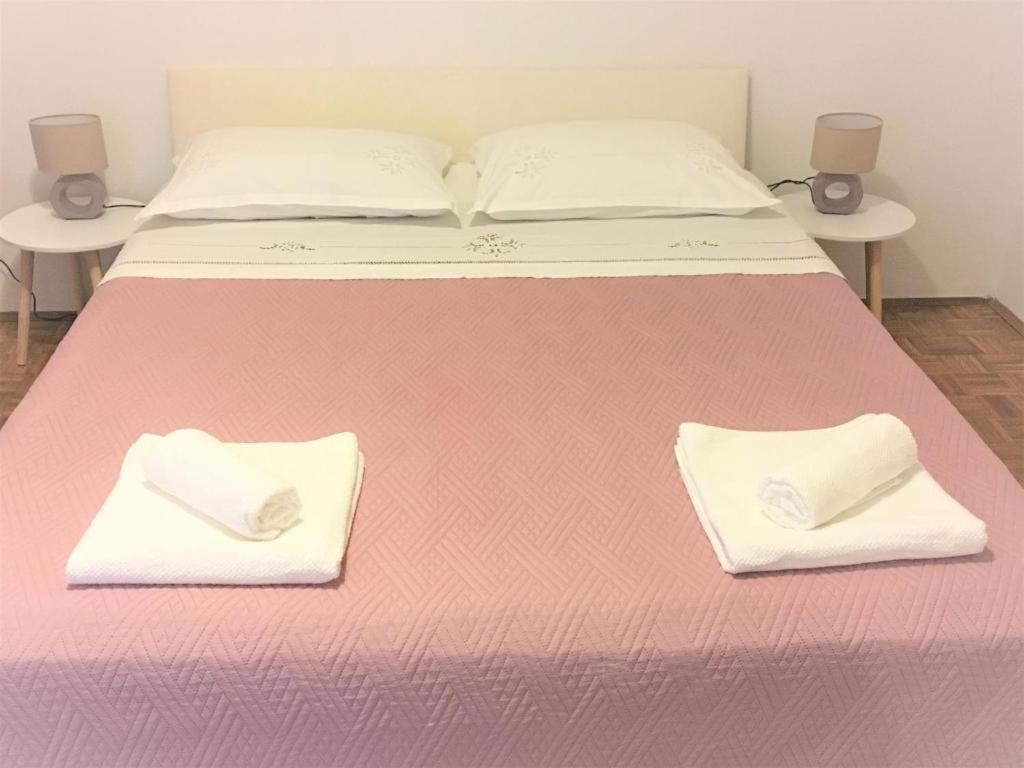 Cosy On The - *